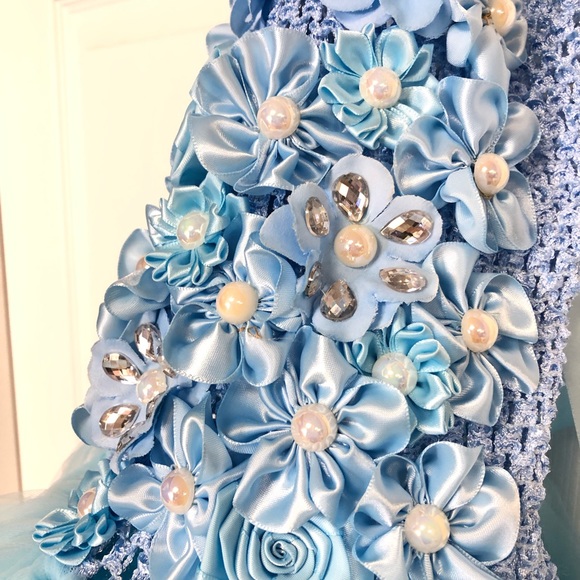 Kids poofy dress new - Picture 2 of 2